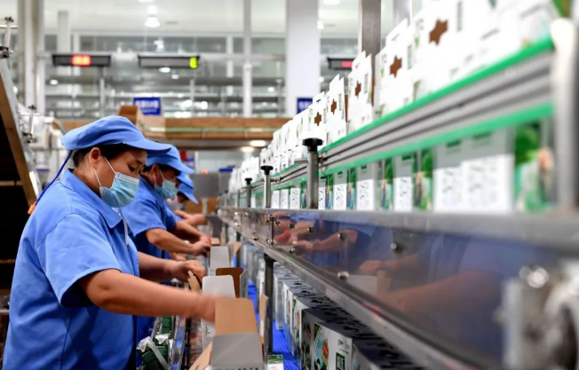 二十四節(jié)氣看蒙牛 | 秋分相約衡水之濱 走進(jìn)工廠品鮮香